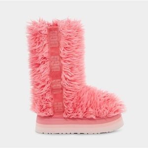 UGG fluff momma sugar boots